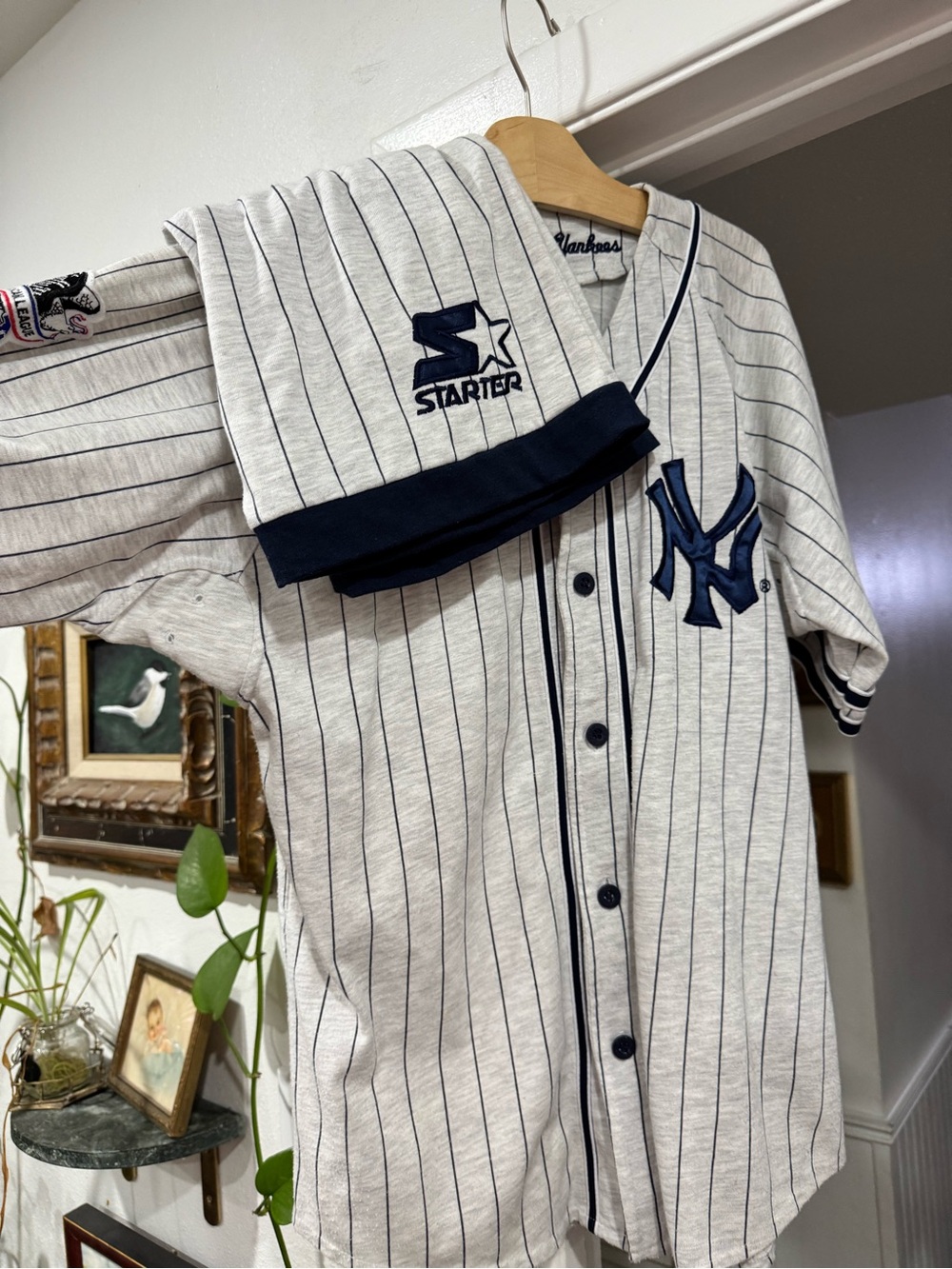 STARTER Yankees Pinstripe Button-Up Jersey in Navy & White